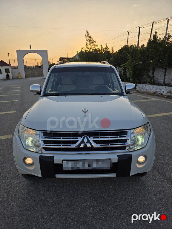 Mitsubishi Pajero, 3.5 L, 2010 il, 192 000 km — Avtomobillər, Bakı