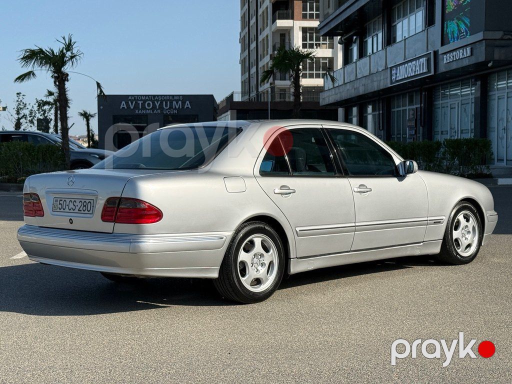 Mercedes E 270, 2.7 L, 2000 il, 270 000 km — Avtomobillər, Sumqayıt (6)