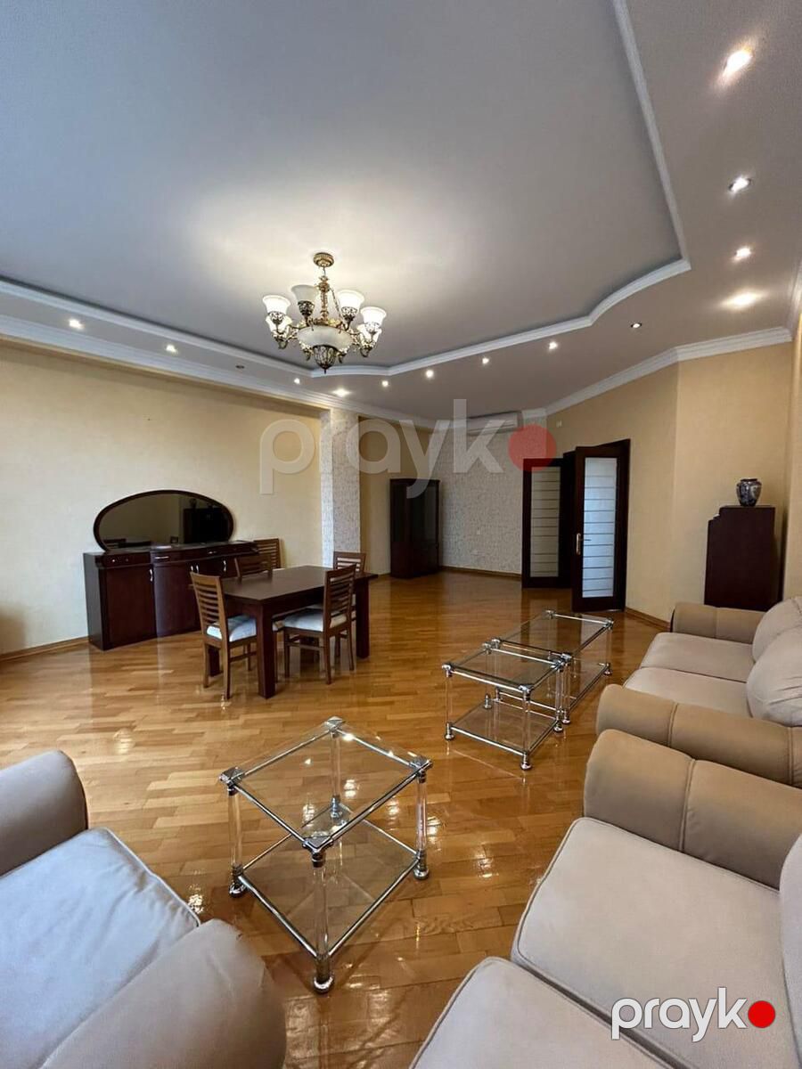 İcarəyə verilir 4 otaqlı yeni tikili 200 m² — Mənzil, Bakı (12)