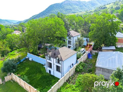 Satılır 6 otaqlı həyət evi/bağ evi 260 m² — Quba