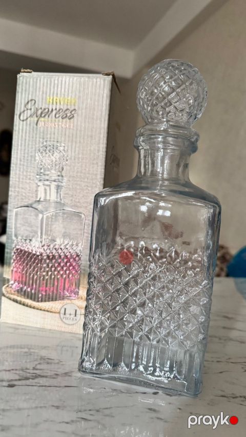 Qrafin — Bakı