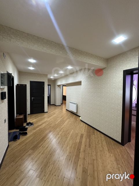 İcarəyə verilir 4 otaqlı yeni tikili 153 m² — Bakı