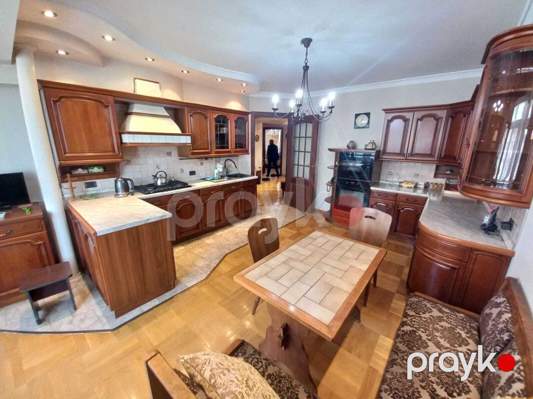 İcarəyə verilir 2 otaqlı köhnə tikili 120 m² — Mənzil, Bakı (2)