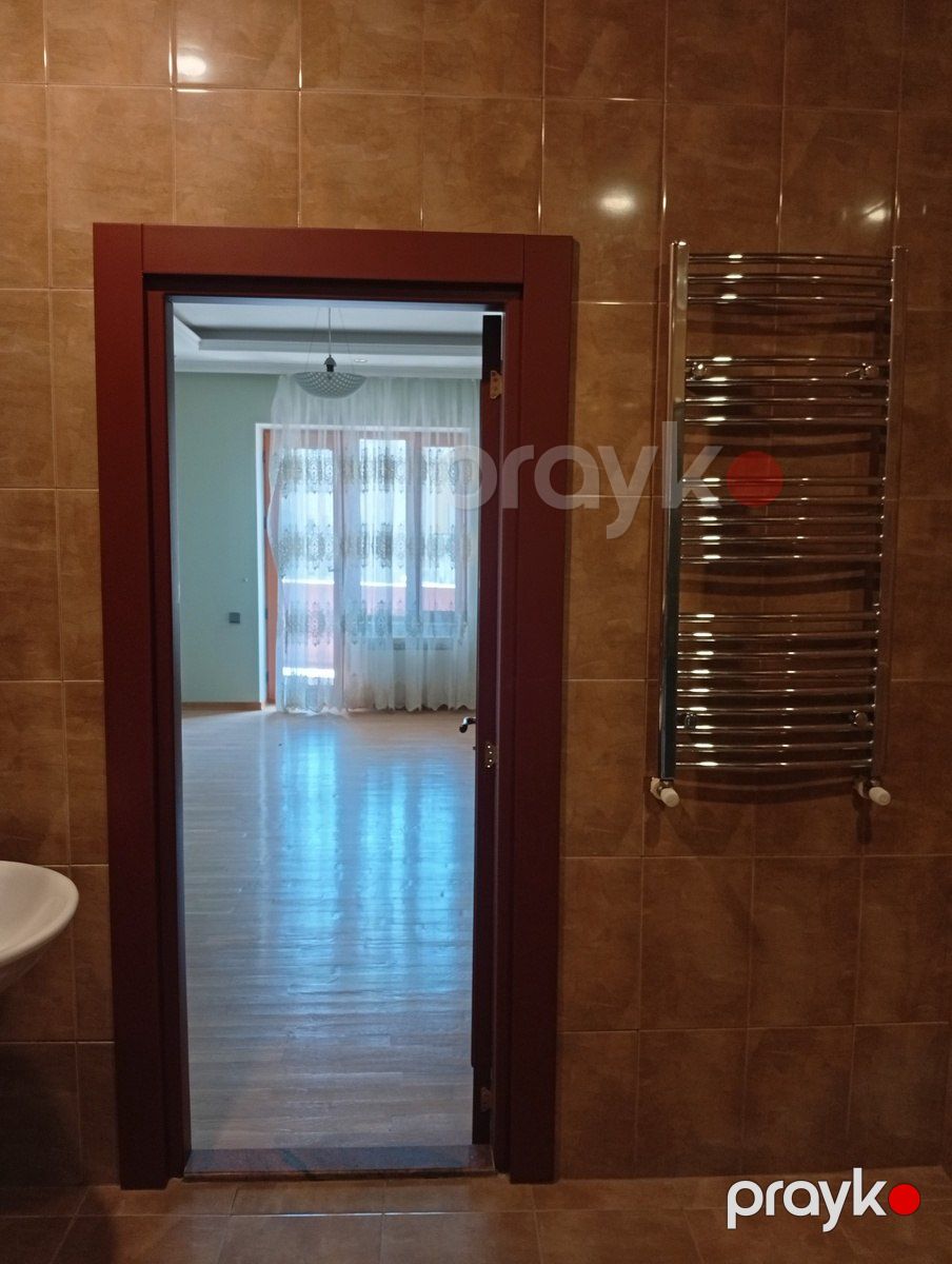 Satılır 5 otaqlı yeni tikili 240 m² — Mənzil, Bakı (9)