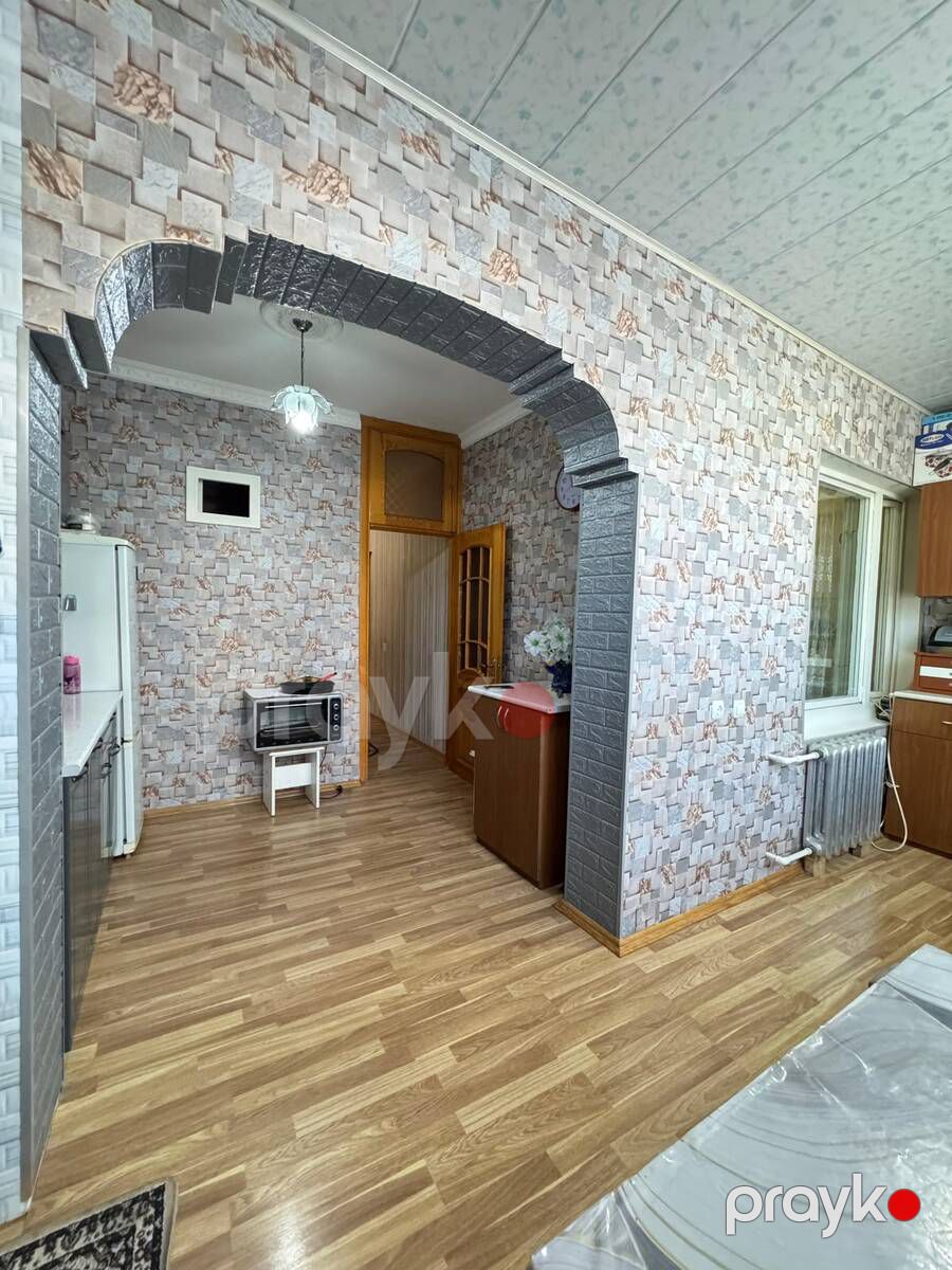 Satılır 4 otaqlı köhnə tikili 110 m² — Mənzil, Bakı (12)
