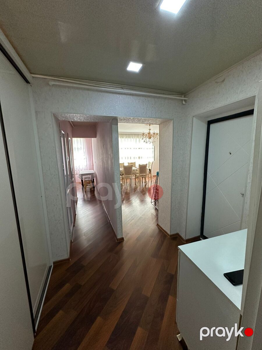 Satılır 2 otaqlı köhnə tikili 55 m² — Mənzil, Bakı (2)
