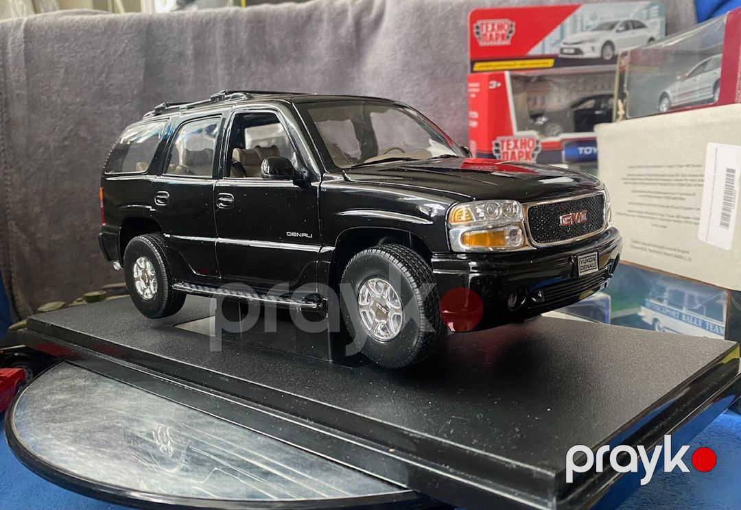 Коллекционная модель GMC Yukon Denali black 2001 — Kolleksiyalar, Bakı (11)