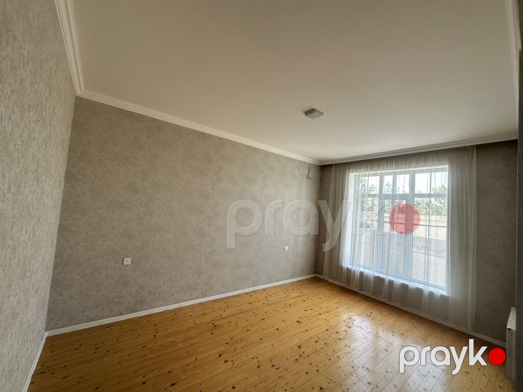 Yeni təmirdən çıxmış evdir, hər şəraiti var. 3 otaqdır. Kombi istilik — Ev, villa, Bakı (4)