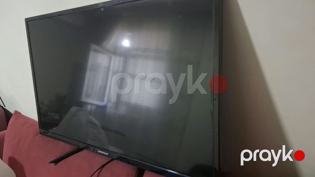 Emersun LED TV – Model: 32 LE 2200 - Ekran: 32 düym LED - Girişlər — Televizorlar, Digah