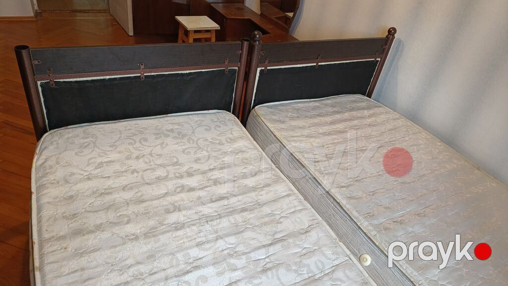 İki ədəd tək nəfərlik klassik çarpayı dəsti - Ölçü: təxmini tək — Yataqlar, Bakı (3)