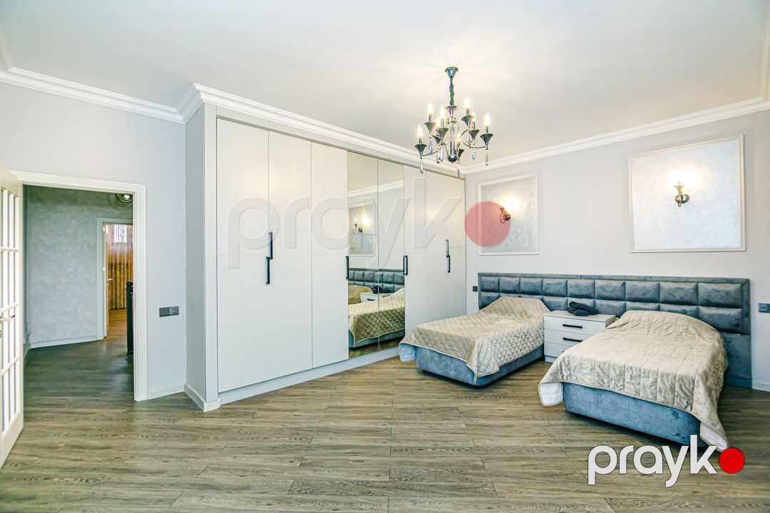 İcarəyə verilir 5 otaqlı köhnə tikili 250 m² — Mənzil, Bakı (3)
