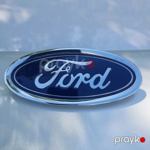 Ford Fusion baqaj emblemi — Bakı