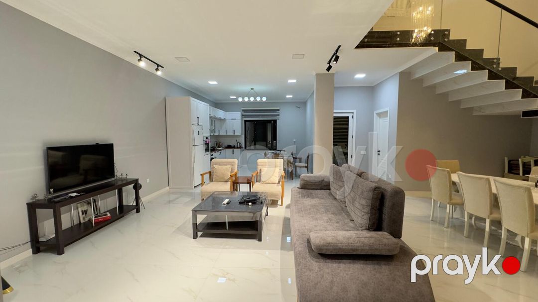İcarəyə verilir 5 otaqlı həyət evi/bağ evi 240 m² — Ev, villa, Bakı (3)