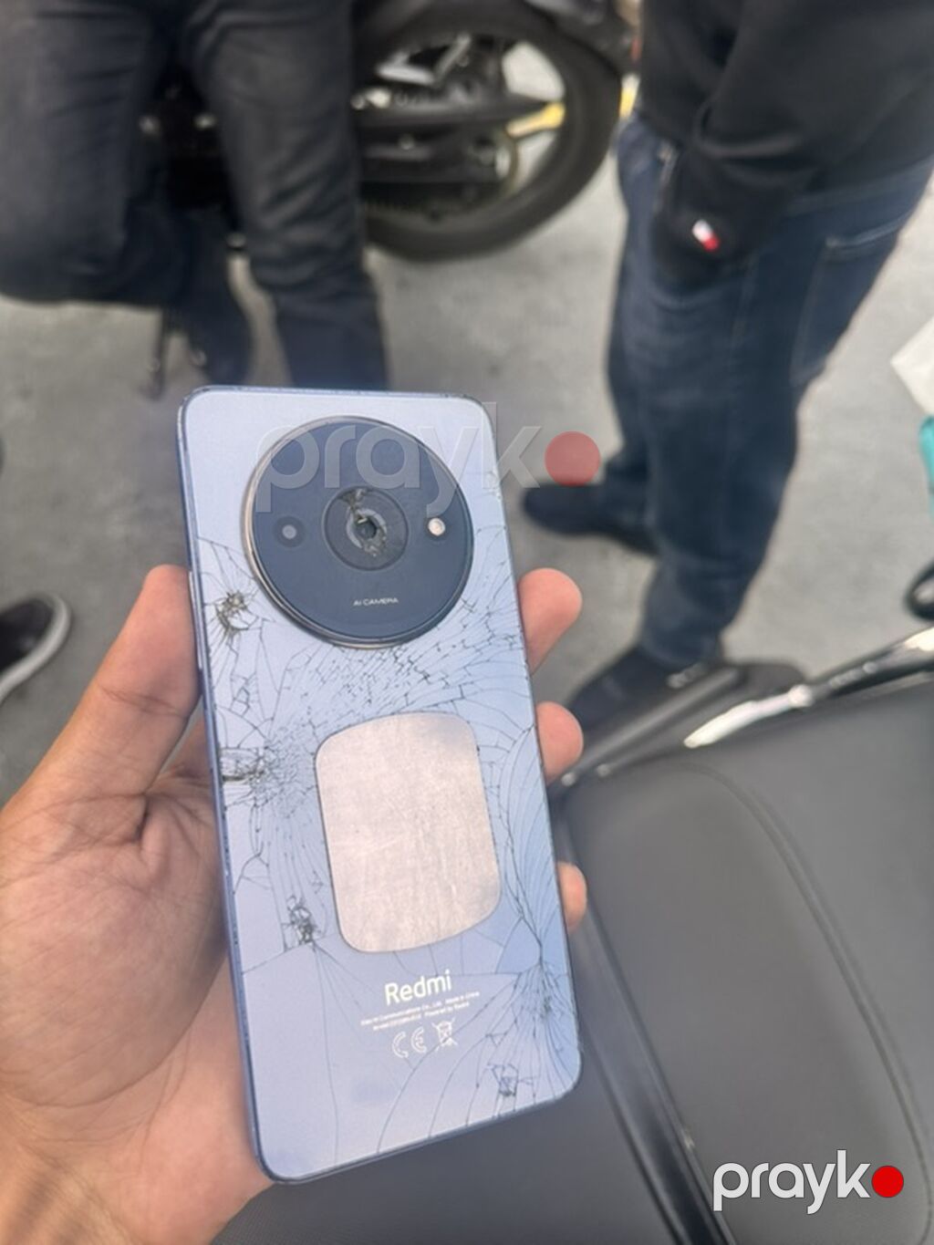 Aşağı yeri yoxdu işlək telefondur 0709199969 vp və ya zəng — Xiaomi, Bakı (2)