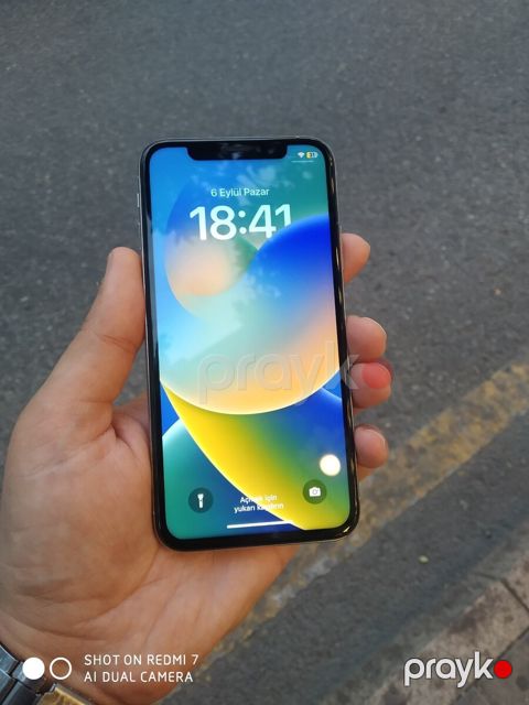Apple iPhone X Silver 256GB/3GB — Bakı