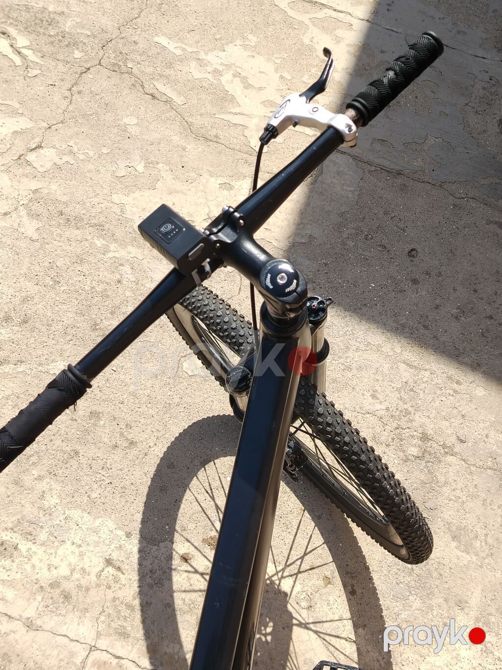 Dağ velosipedi – 26 lıq təkərlər, RockShox amortizatorlu çəngəl — Dağ velosipedləri, Lənkəran