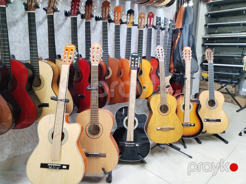 Klassik gitaralar — Musiqiə alətləri, Bakı (3)