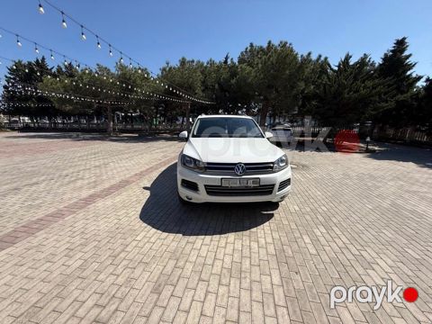 Volkswagen Touareg, 3.6 L, 2013 il, 153 558 km — Bakı
