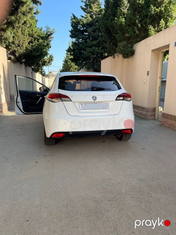 MG 5, 1.5 L, 2013 il, 173 000 km — Avtomobillər, Bakı (2)