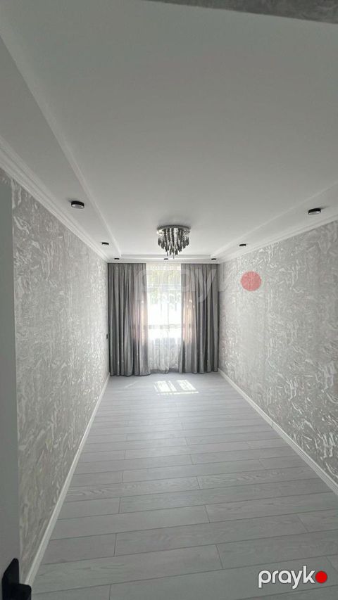 Satılır 3 otaqlı köhnə tikili 82 m² — Bakı