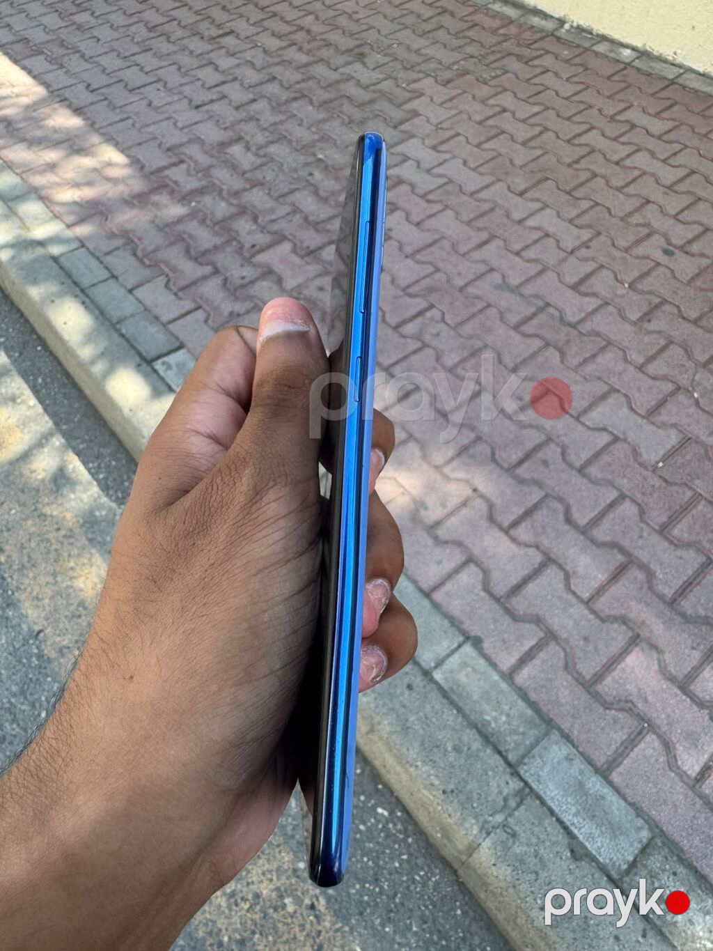 Mavi rəngli smartfon Xüsusiyyətlər və portlar: - Alt hissə: 3.5 mm — Digər smartfonlar, Bakı (4)