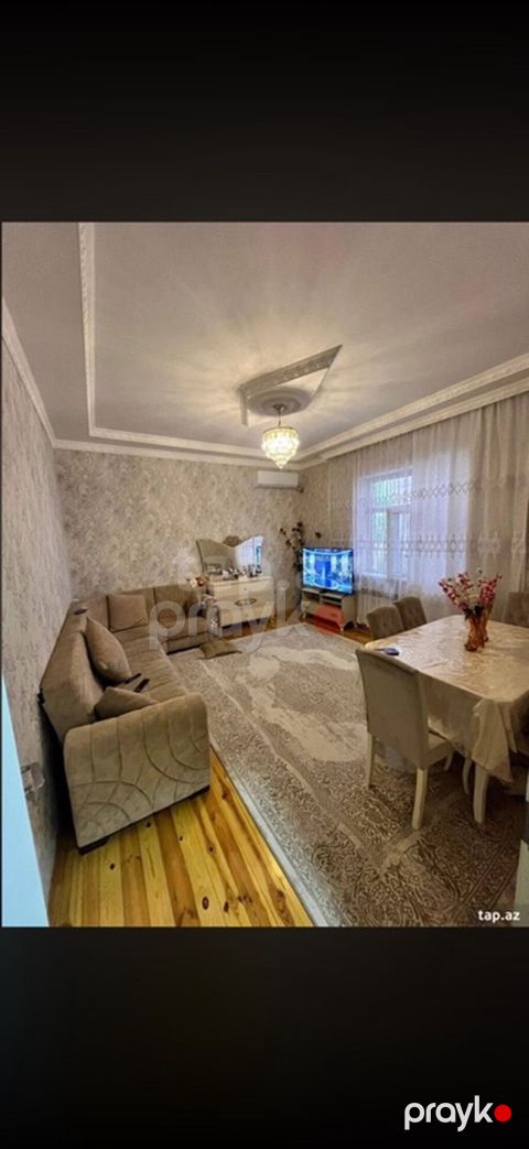 4 otaqlı, 110 kv. m, Orta təmir — Bakı