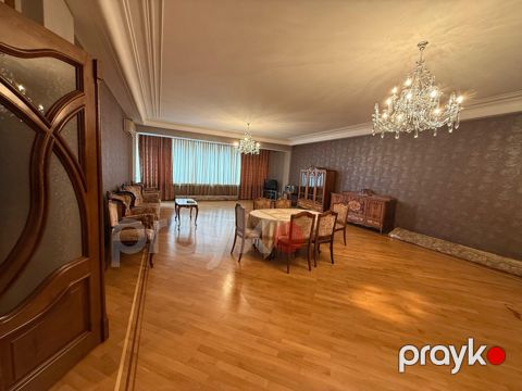 İcarəyə verilir 4 otaqlı yeni tikili 260 m² — Bakı