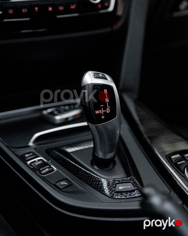 BMW 330e, 2.0 L, 7.6 kWh, 2017 il, 128 000 km — Avtomobillər, Bakı (10)