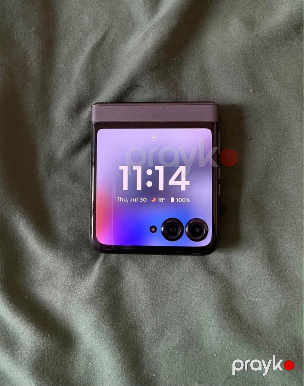 Motorola Razr 50, rəng - Bənövşəyi — Motorola, Bakı (2)