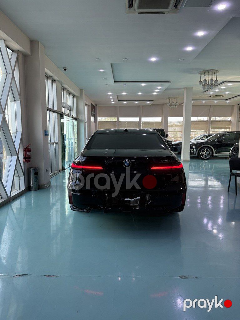 BMW 740, 3.0 L, 2024 il, 41 000 km — Avtomobillər, Bakı (2)