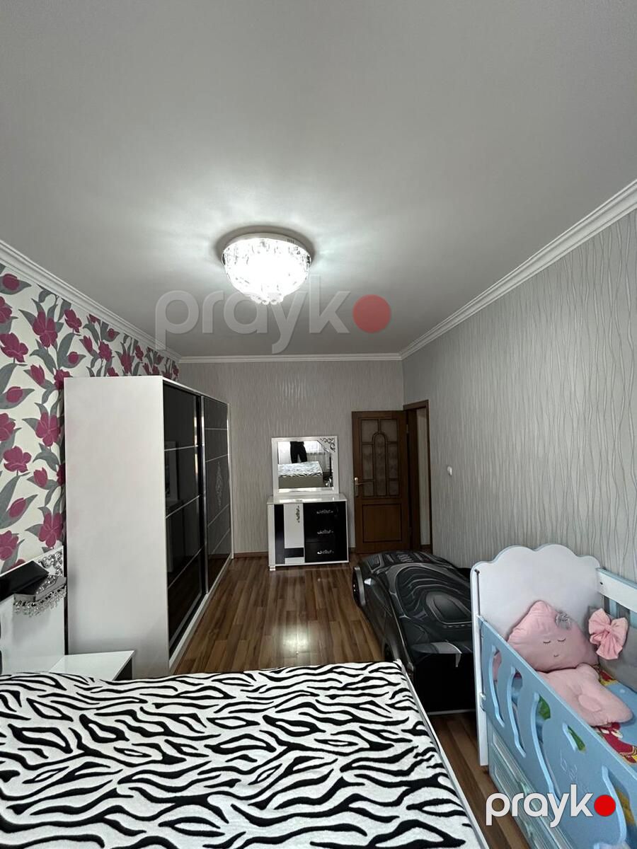 Satılır 4 otaqlı köhnə tikili 110 m² — Mənzil, Bakı (9)