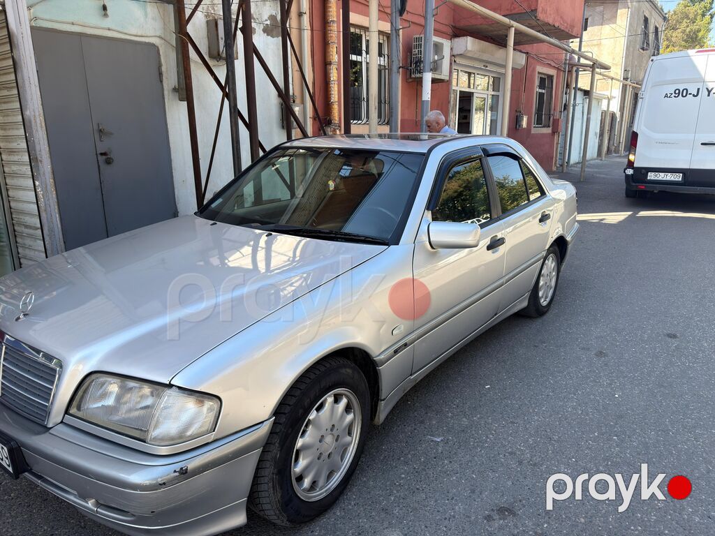 Mercedes-Benz C-Class: 1.8 l 1996 il Sedan — Avtomobillər, Bakı (2)