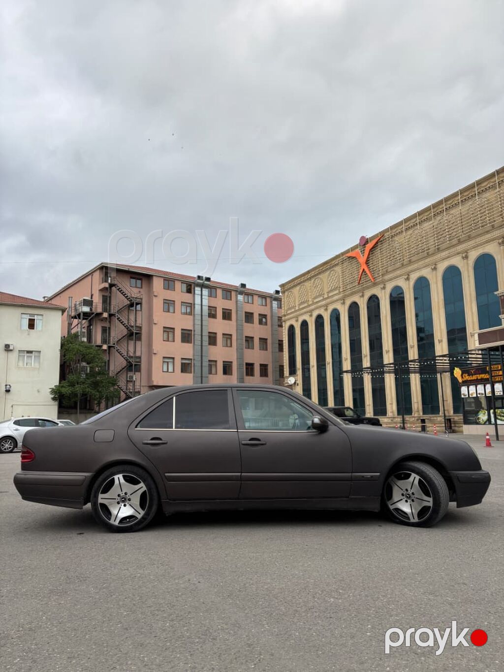 Mercedes-Benz E-Class: 2.2 l 2001 il Sedan — Avtomobillər, Bakı (3)