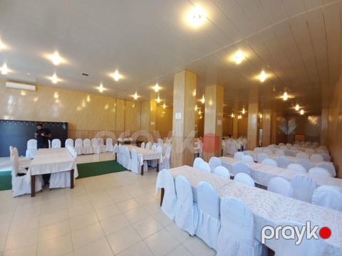 Satılır obyekt 300 m² — Bakı