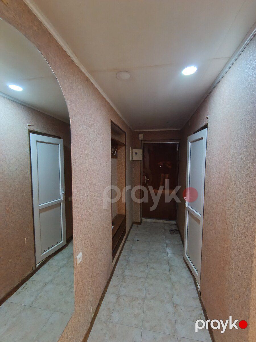 Satılır 2 otaqlı köhnə tikili 55 m² — Mənzil, Bakı (8)