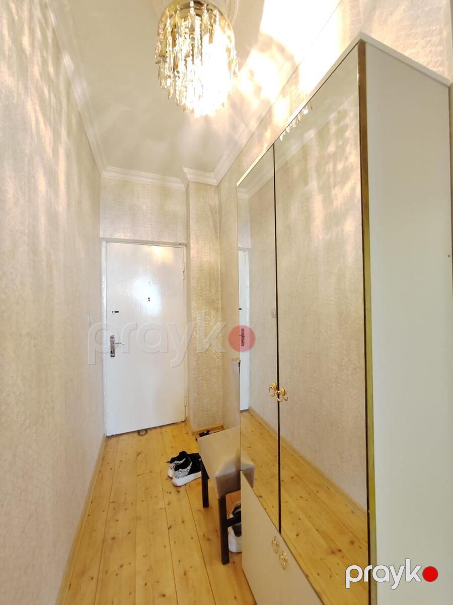 Satılır 2 otaqlı köhnə tikili 45 m² — Mənzil, Bakı (10)
