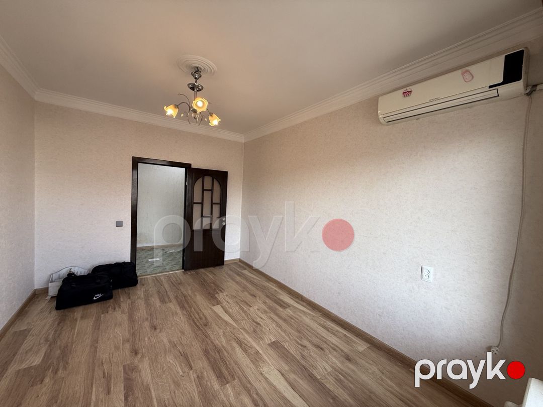 Satılır 4 otaqlı köhnə tikili 102 m² — Mənzil, Bakı (12)