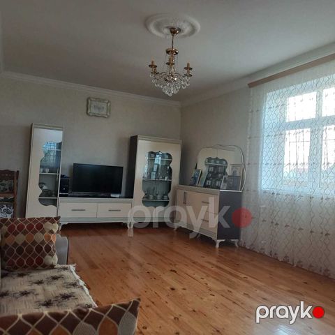 Satılır 3 otaqlı həyət evi/bağ evi 110 m² — Bakı