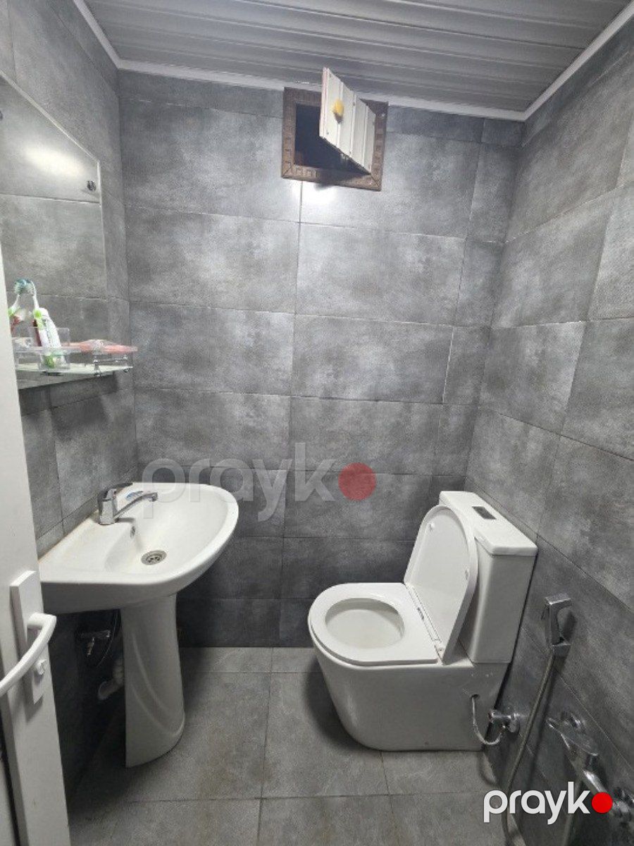 Satılır 2 otaqlı köhnə tikili 51 m² — Mənzil, Bakı (9)