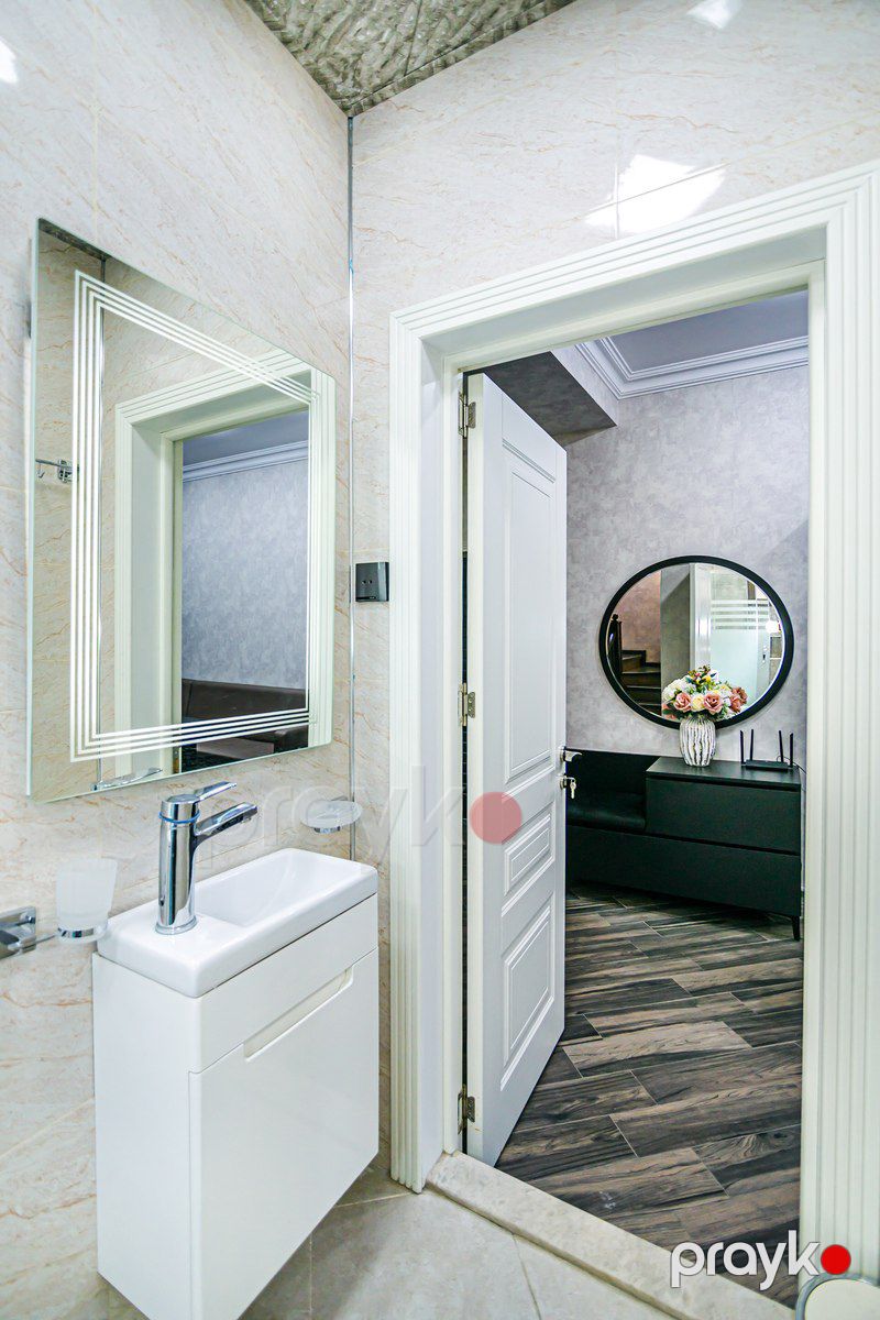 İcarəyə verilir 5 otaqlı köhnə tikili 250 m² — Mənzil, Bakı (8)