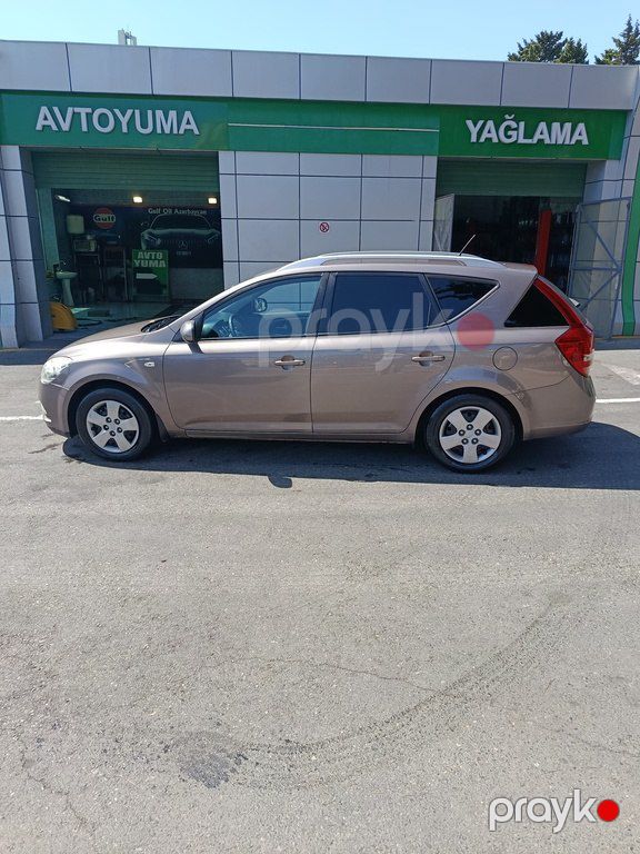 Kia Ceed SW, 1.6 L, 2010 il, 300 008 km — Avtomobillər, Bakı (5)