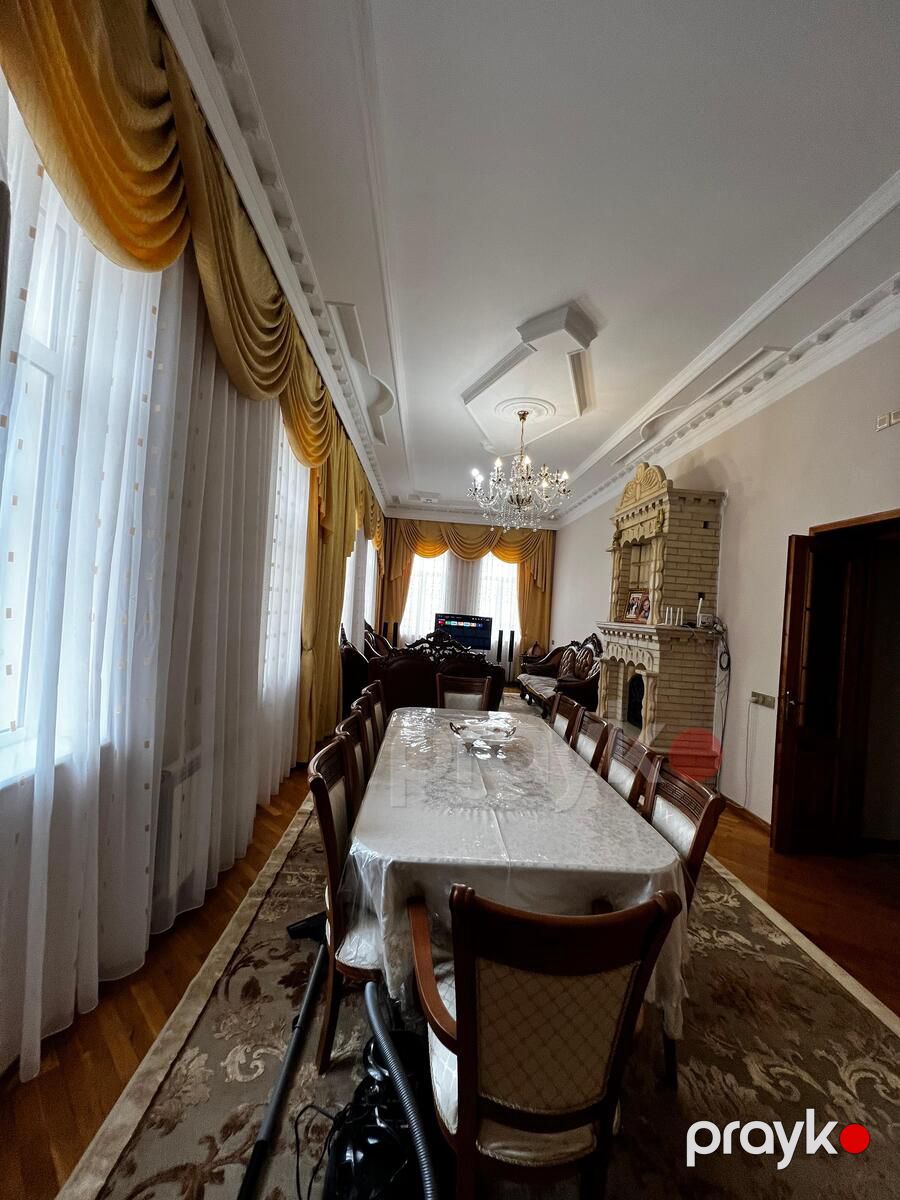 Satılır 4 otaqlı həyət evi/bağ evi 400 m² — Ev, villa, Bakı (7)
