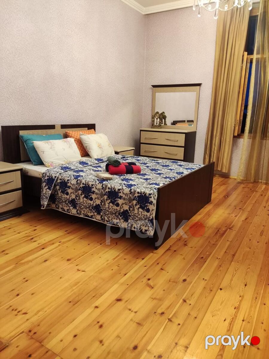 2-otaqlı mənzil, 28 May m., 70 m² — Mənzil, Bakı (3)