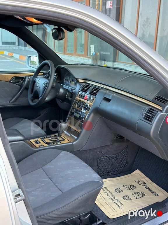 Mercedes E 270, 2.7 L, 2000 il, 270 000 km — Avtomobillər, Sumqayıt (10)