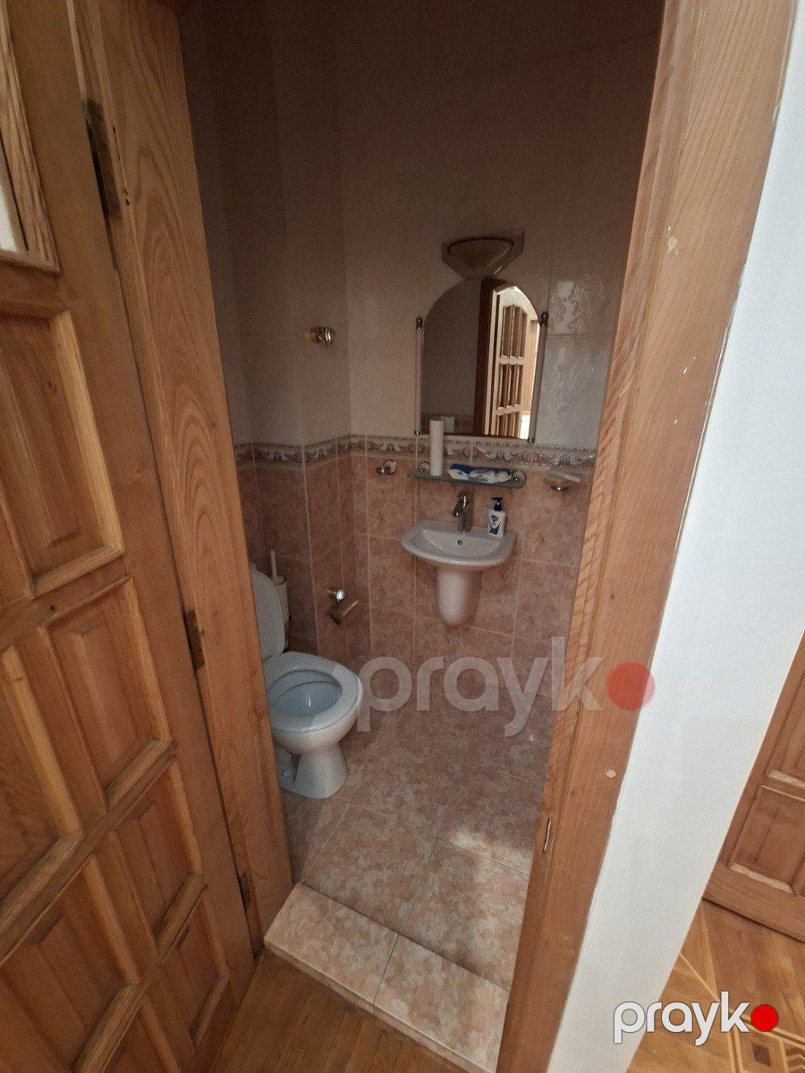 İcarəyə verilir 5 otaqlı köhnə tikili 230 m² — Mənzil, Bakı (11)