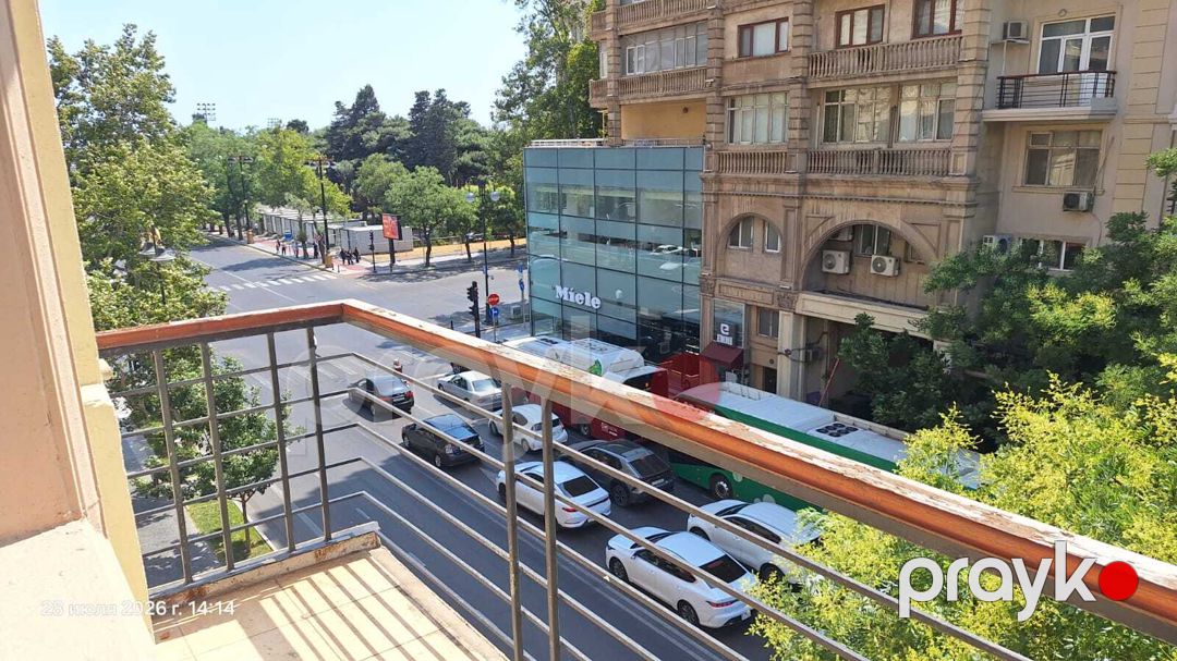 Satılır 3 otaqlı köhnə tikili 80 m² — Mənzil, Bakı (2)