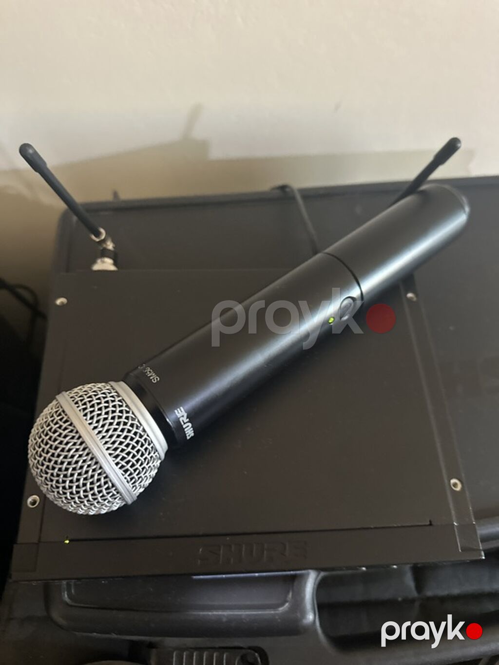 Shure sm58 blx4r ekranli model Original. Qirilma yoxdur. Super — Mikrafonlar, Bakı (2)