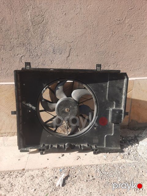 Avtomobil radiator soyuducu ventilyatoru (ventilyator + plastik — Xırdalan