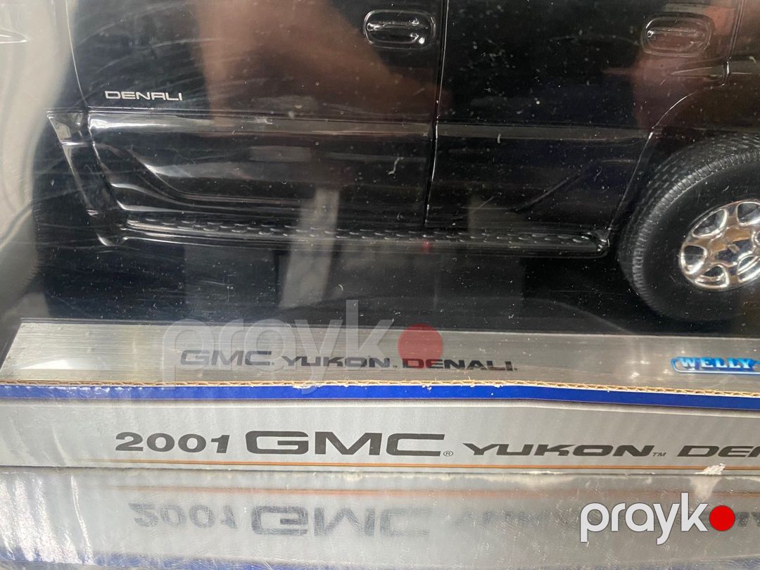 Коллекционная модель GMC Yukon Denali black 2001 — Kolleksiyalar, Bakı (2)
