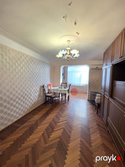 Satılır 3 otaqlı köhnə tikili 70 m² — Bakı
